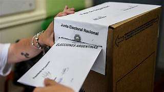 Avanza el cronograma electoral en Corrientes: definieron el modelo de boletas
